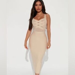 Cassidy Bandage Midi Dress NEW 🏷️